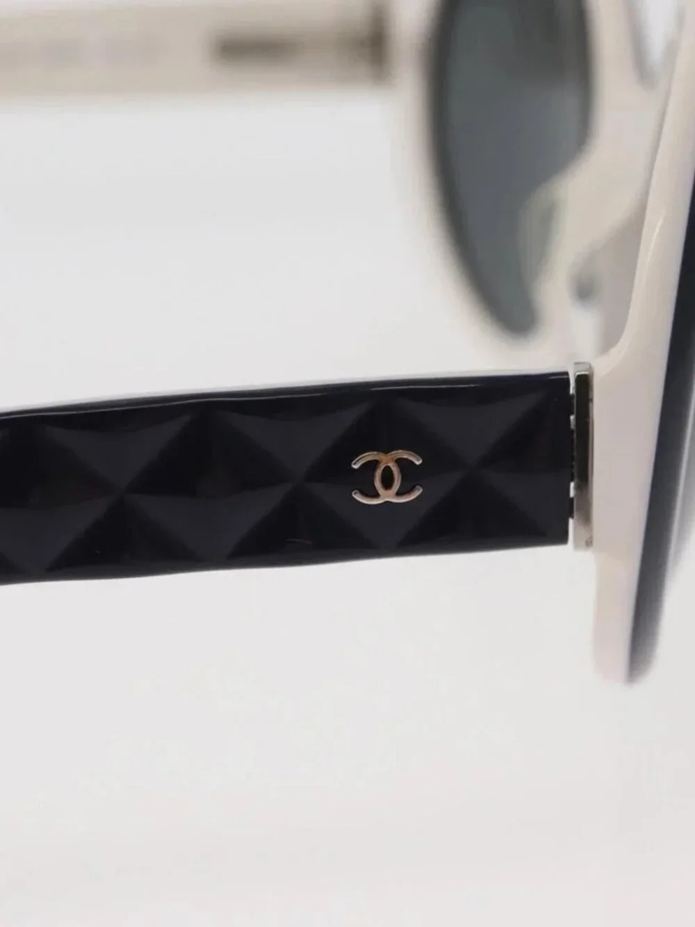 CHANEL Sunglasses plastic Purple CC Auth ka3691A